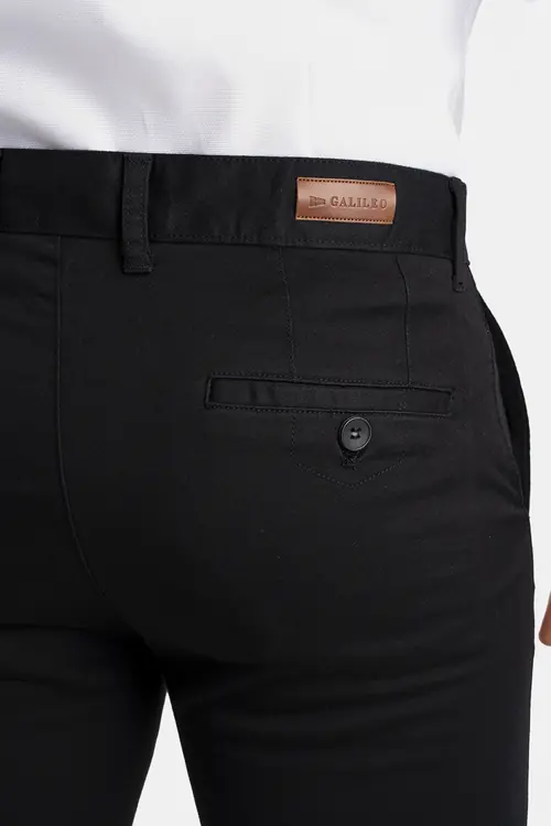PAMUČNE CHINO HLAČE SLIM CRNA 50