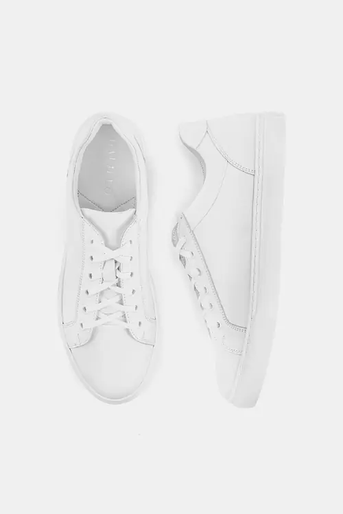USNJENE CASUAL SUPERGE BELA 41