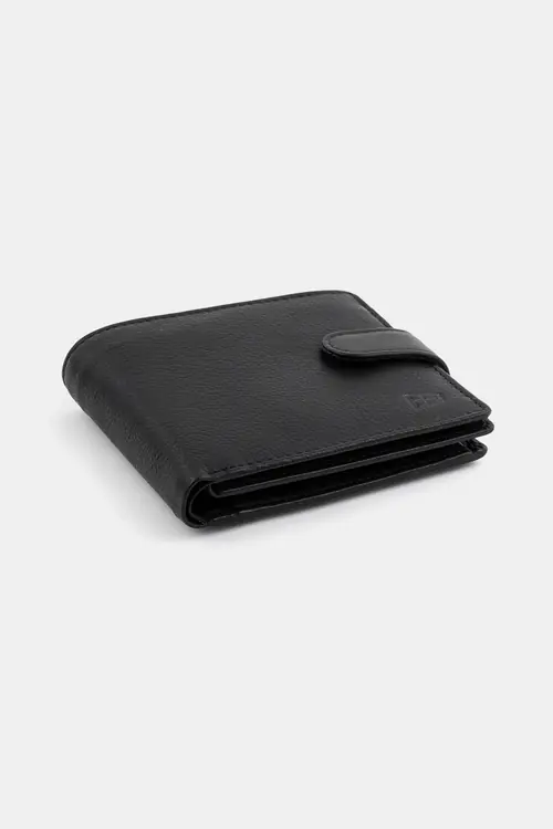 KOŽNI NOVČANIK S KOPČOM – TRIFOLD CRNA ONE SIZE