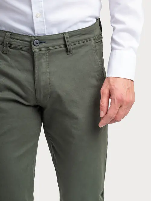 CHINO HLAČE S LIOCELOM 46 ZELENA SLIM