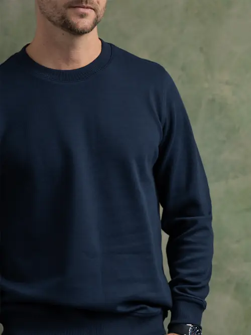 MINIMALISTIČNA PIQUÉ MAJICA Z OKROGLIM IZREZOM L TEMNO MODRA REGULAR