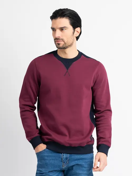 MAJICA IZ PIQUÉ PLETENINE S KONTRASTNIMI DETAJLI M BORDO REGULAR