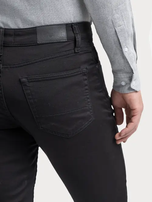 KAVBOJKE HOWARD THIN SLIM ČRNA W31 L32