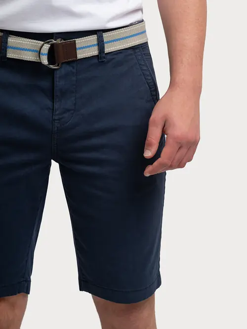 CHINO KRATKE HLAČE S REMENOM 50 NAVY