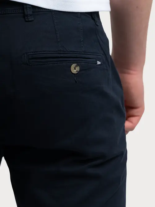 CHINO BERMUDE OD PAMUČNOG KEPERA 48 NAVY SLIM