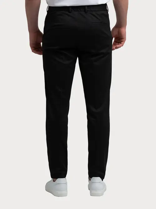 HLAČE ZA OBLEKO SMART CASUAL 44 ČRNA SLIM