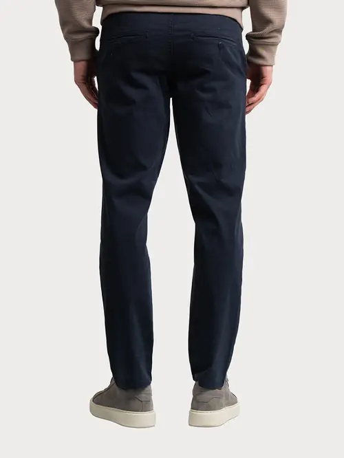CHINO HLAČE Z LIOCELOM 48 TEMNO MODRA SLIM