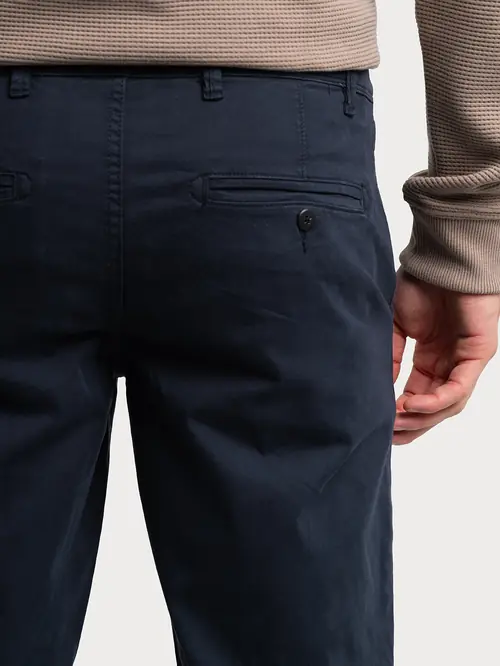 CHINO HLAČE Z LIOCELOM 48 TEMNO MODRA SLIM