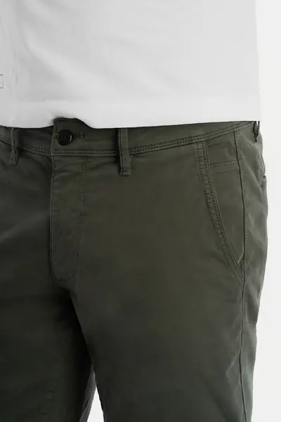 CHINO HLAČE S LIOCELOM
