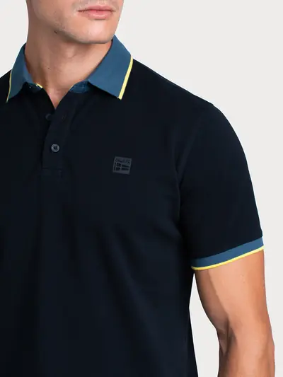 POLO MAJICA S KONTRASTNIM OVRATNIKOM