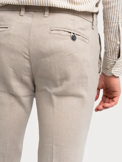 CHINO HLAČE OD 100% LANA