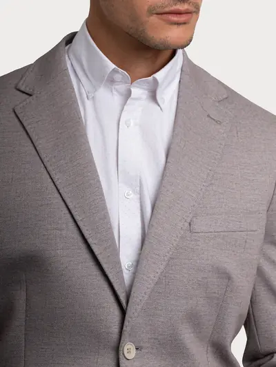 SMART CASUAL SUKNJIČ Z MIKRO VZORCEM