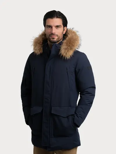 PARKA S ODVOJIVOM KAPULJAČOM I KRZNENIM OBRUBOM